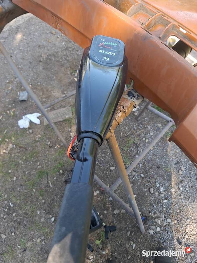 Ponton z silnikiem elektrycznym Poręba