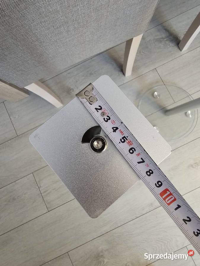 Stojaki pod głośniki