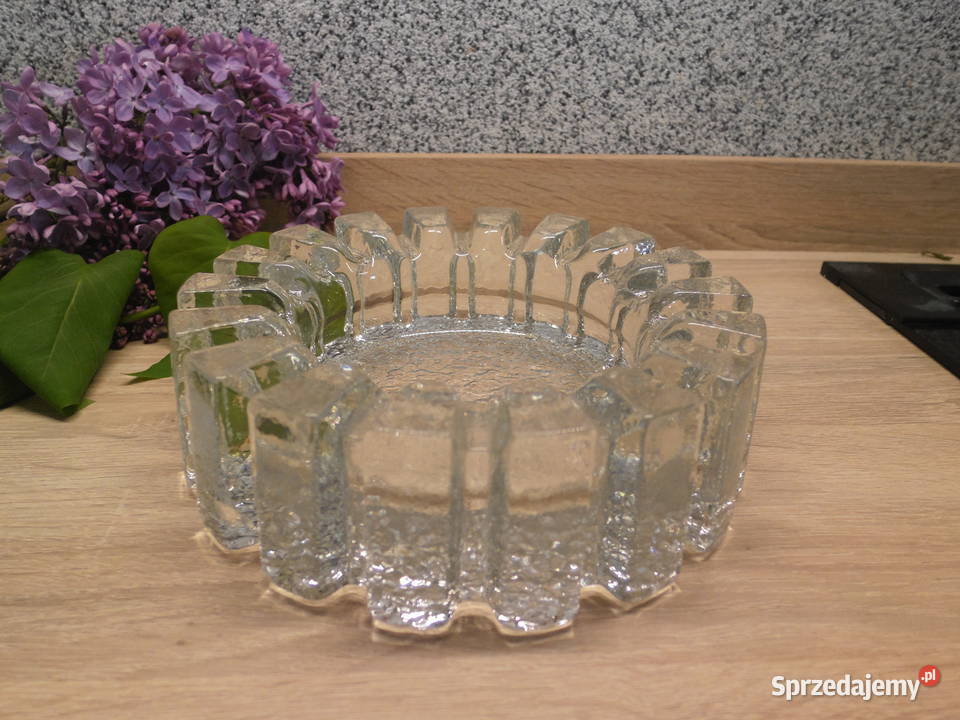 Szklany przyciskpopielnica masywna Raszków