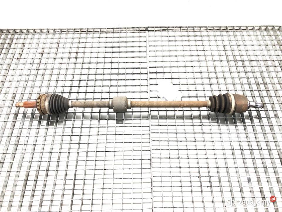 PÓŁOŚ PRAWY PRZÓD HYUNDAI VELOSTER 16 140 1117