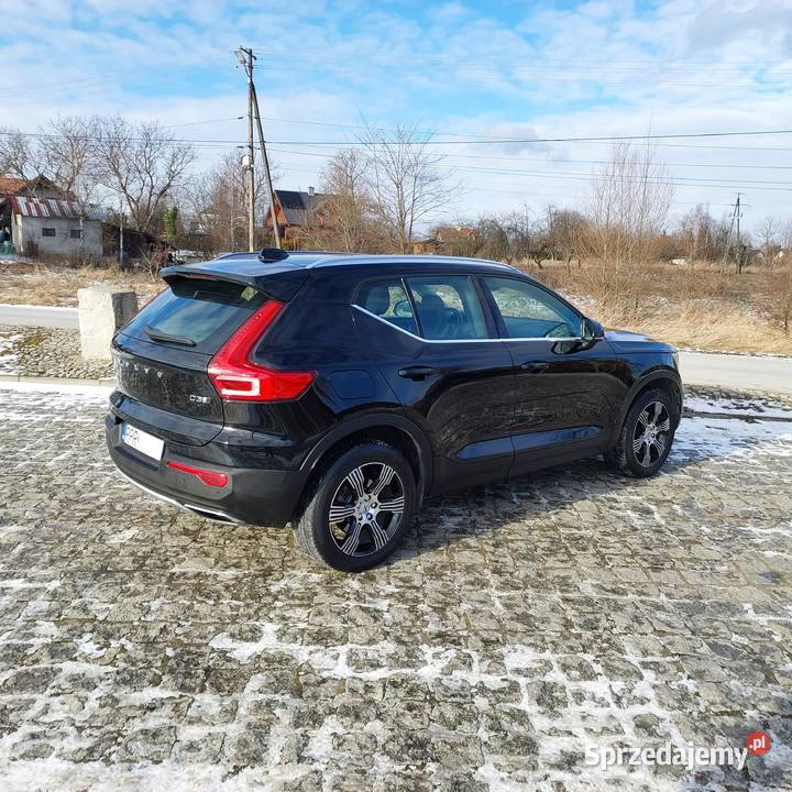 Volvo XC40Napęd 4x4DieselEURO 6INSCRIPTONModel Przemyśl
