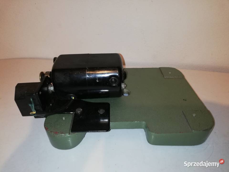 Stary silnik na żelaznej ciężkiej podstawie Silniki Warszawa sprzedam