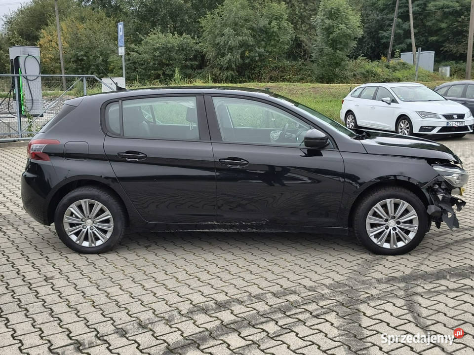 Peugeot 308 12 benzyna 130 6 biegów benzyna