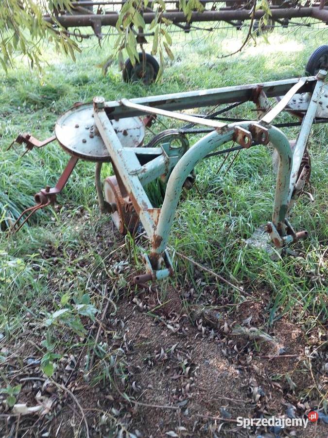 Przetrząsarka dwu gwiazdowa nieuszkodzony Lasowice Wielkie sprzedam