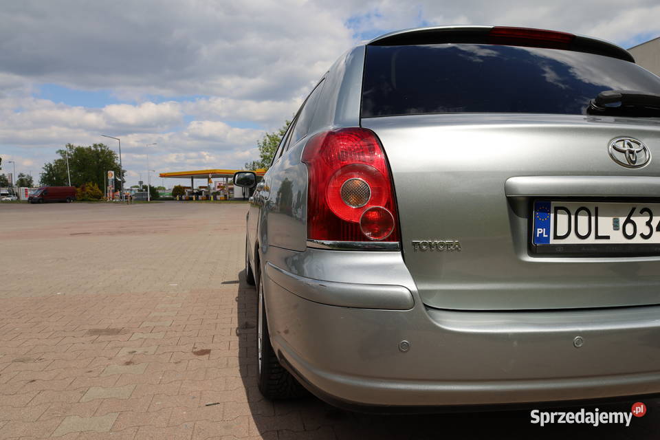 Na sprzedaż Toyota Avensis Kombi 20 D4D 2007 diesel Oleśnica sprzedam
