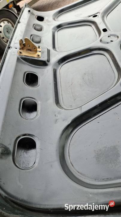 Klapa bagażnika Wołga GAZ 24 1 seria Góra Kalwaria sprzedam