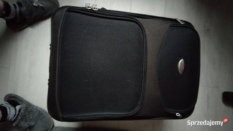 walizka czarna czytaj opis wielkopolskie Poznań
