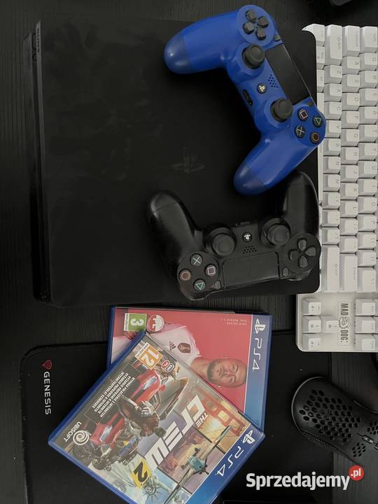 PlayStation 4 slim Bolesławiec