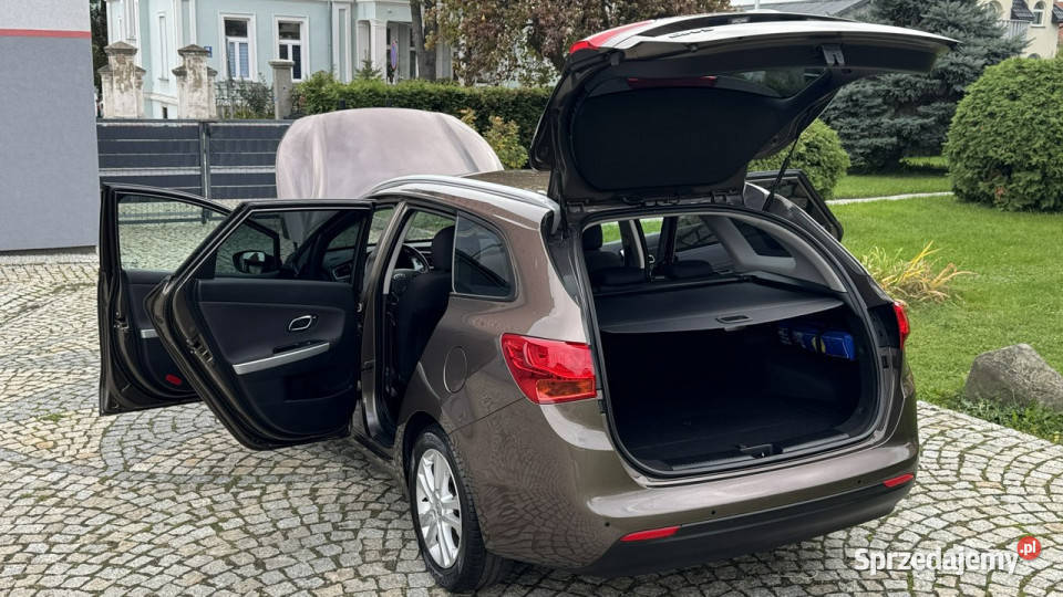 Kia Ceed 16 Benz 135 z Niemiec Nawigacja Pakiet 4/5 Strzegom