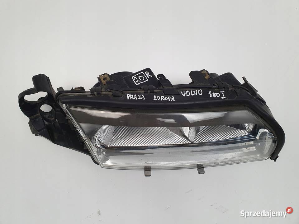 LAMPA Volvo S80 I PRAWY PRZÓD prawa przednia lubelskie Rudka