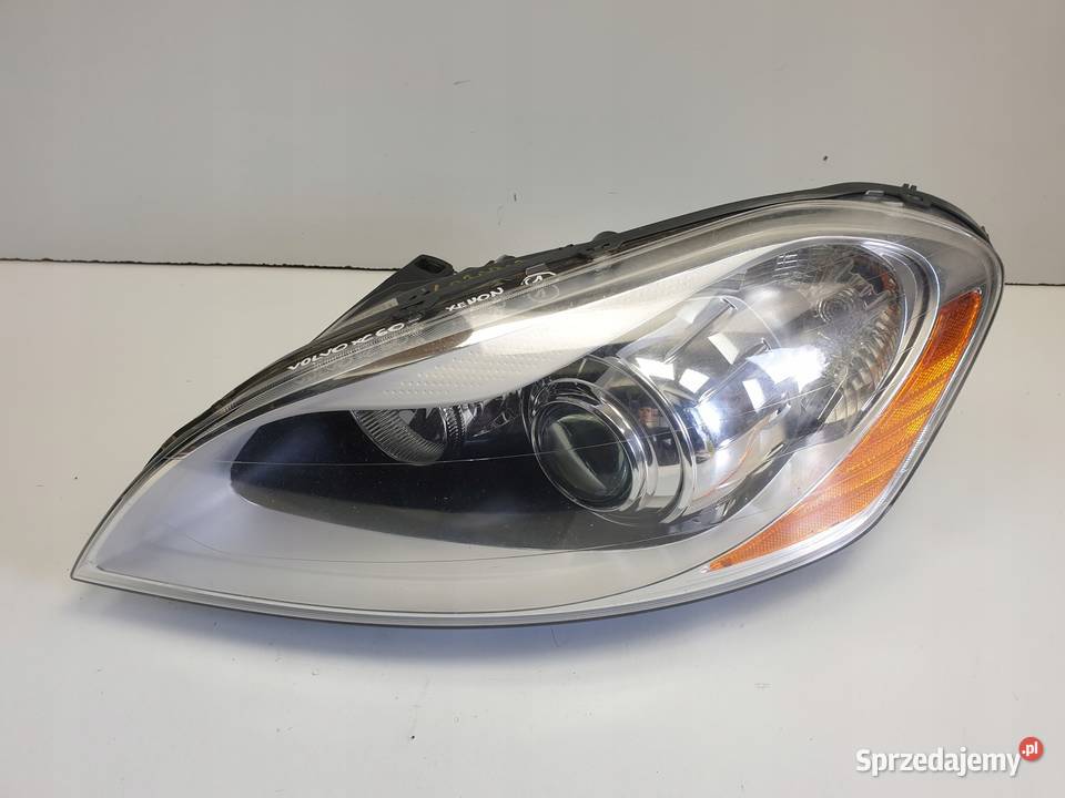LAMPA LEWA PRZEDNIA VOLVO XC60 I 1 XENON SKRĘTNY Rudka