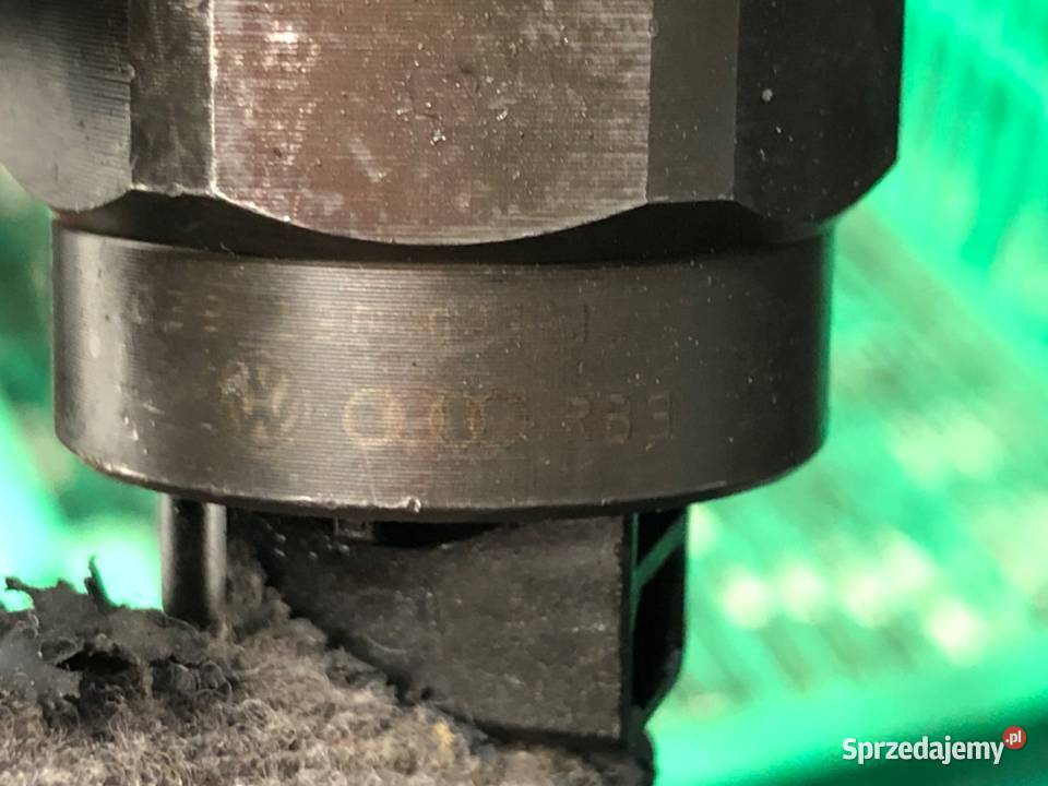 POMPOWTRYSKIWACZ VW PASSAT B5 FL 038130073J 19