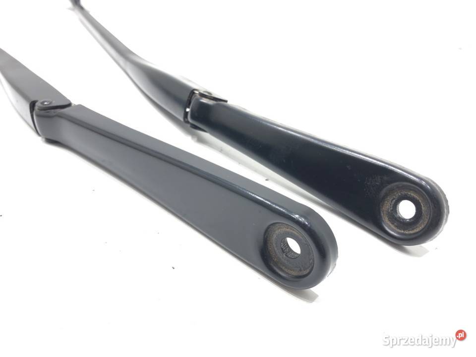 RAMIONA WYCIERACZEK PRZÓD KOMPLET BMW G30 osobowe