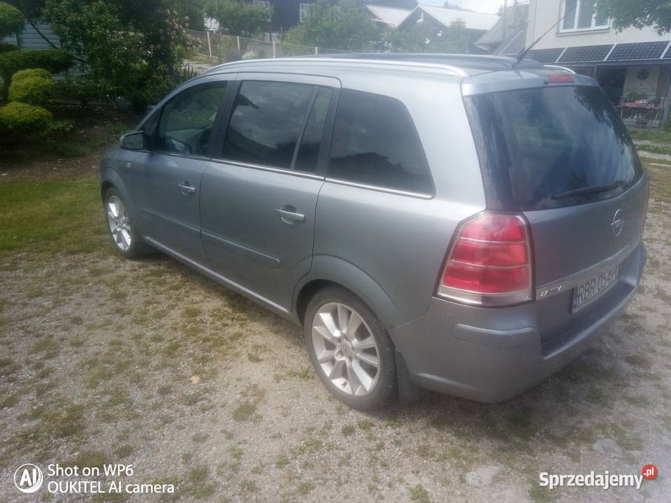 Opel Zafira B 18 benzynagaz 2007 r Ropczyce
