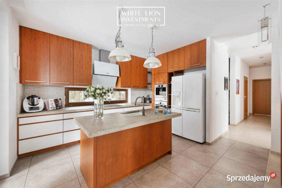 Dom Komorów Północna 320m2 12187zł/m2