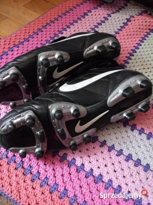 Korki Nike LEGEND Wykonane z najwyzszej jakosci 28cm Sejny