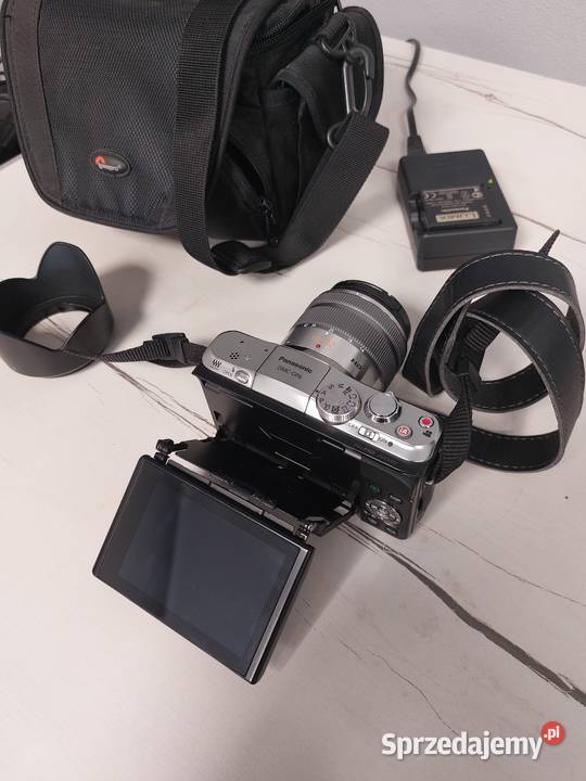 Aparat fotograficzny Panasonic Lumix DMCGF6 Nowogród Bobrzański