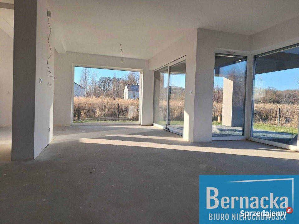 Nowoczesny dom wolnostojący duża działka utwardzona Sprzedaż dolnośląskie Wrocław