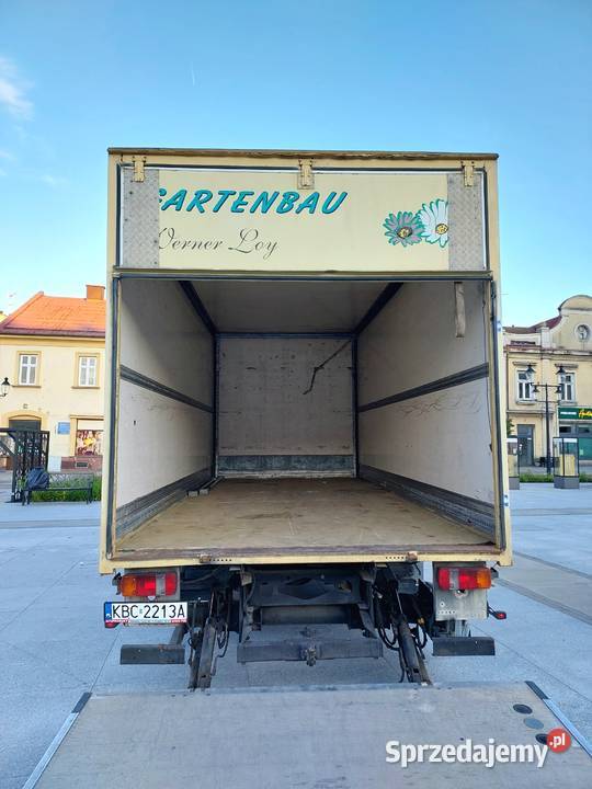 MercedesBenz Atego 2001 z windą Łazy