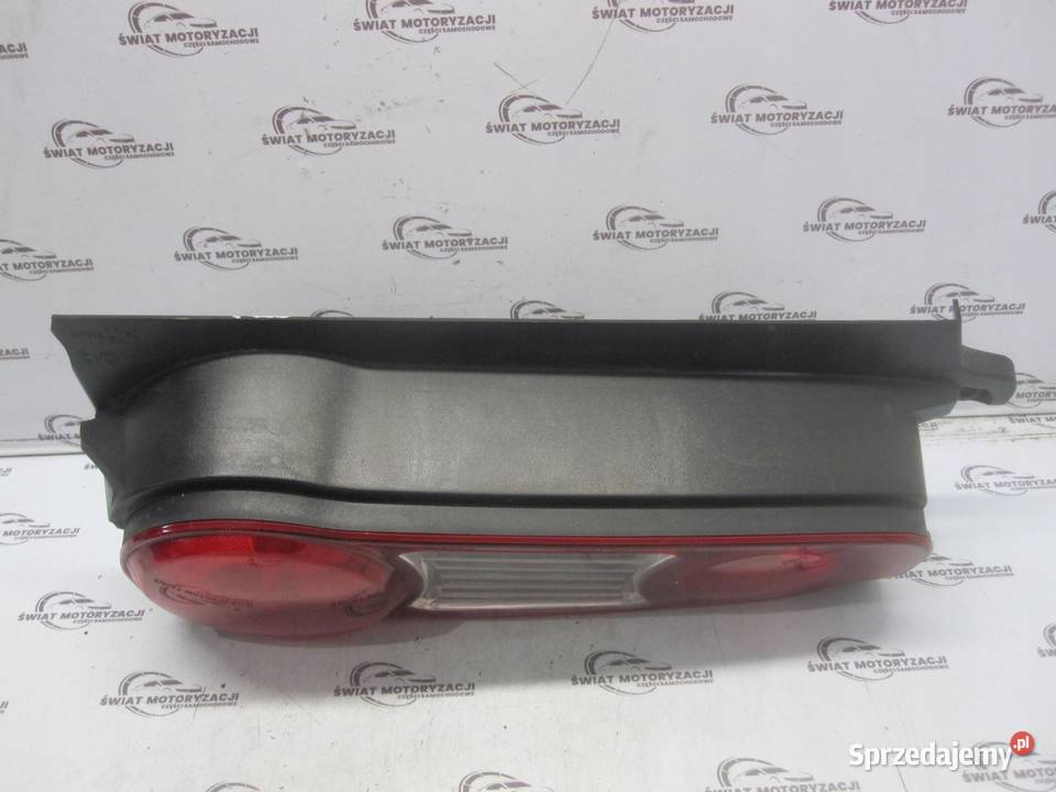 PEUGEOT PARTNER II 14r lampa prawy tył