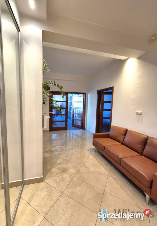 wynajmu lokalu 350m2 Warszawa