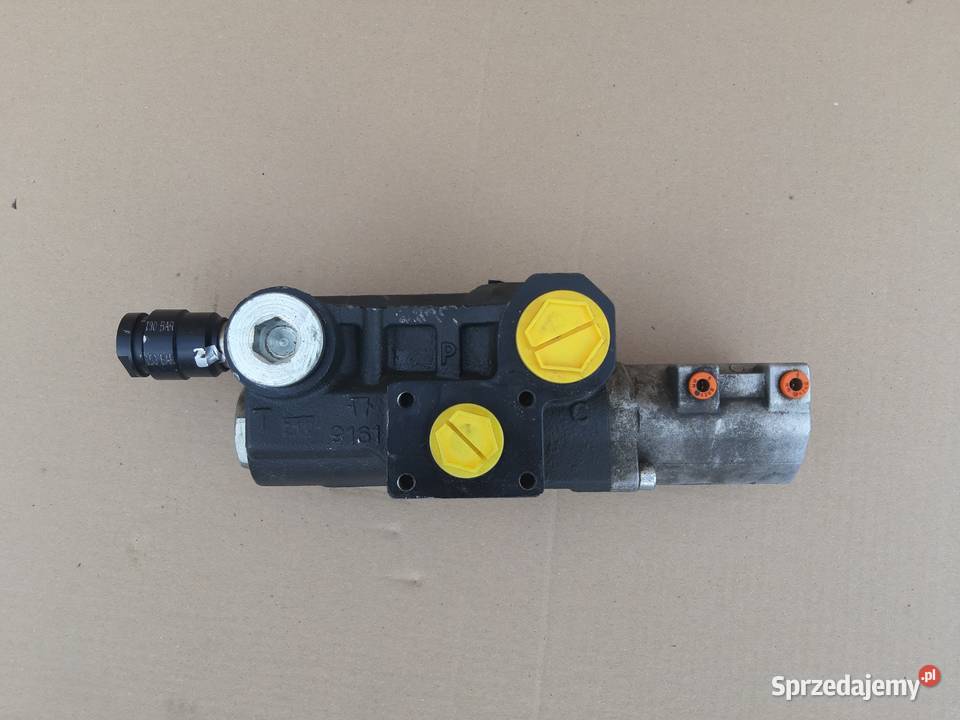 SCANIA HYDRAULIKA PRZYSTAWKA ZAWÓR ROZDZIELACZ pompy wspomagania Trzciel