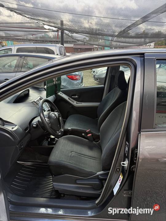 Toyota yaris AUTOMAT garażowany Nowy Sącz