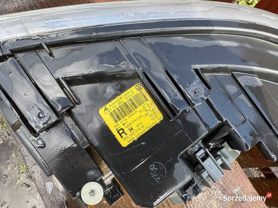 Sprzedam Reflektory lampy do VW T5 stan idealny mazowieckie