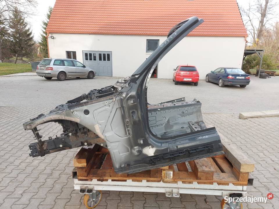 BMW G23 M440i Cabrio Podłużnica ćwiartka przód osobowe