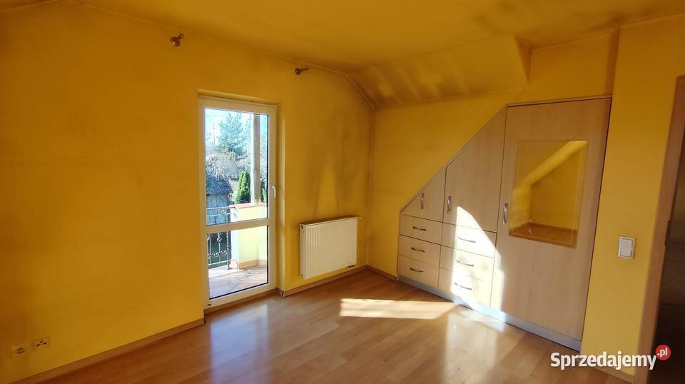 Ciekawy dom parterowy z poddaszem NAREW