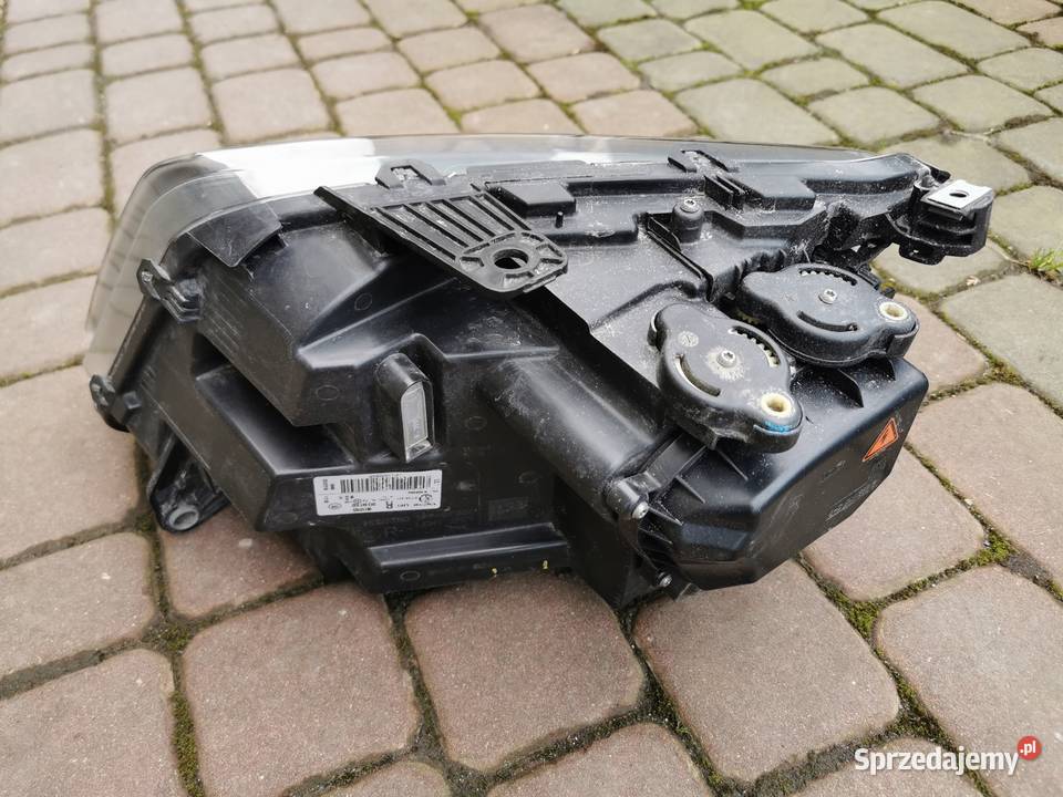 lampa VW AMAROK xenon LED prawa przód 2H3941032 Prawe Oświetlenie dolnośląskie Świerzawa