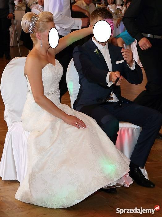 SUKNIA ŚLUBNA Lisa Ferrera Linia "A" Przemyśl