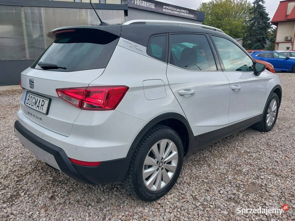 Seat Arona 1819 SALON pierwszy wł biała perła Warszawa
