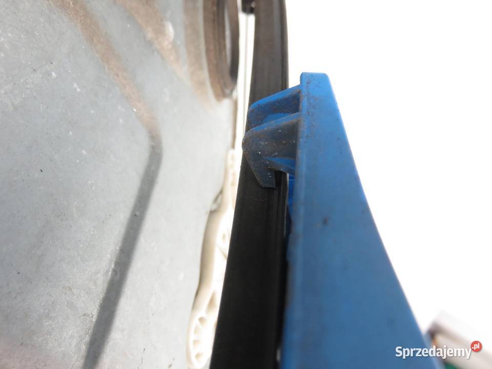 PODNOŚNIK SZYBY PRAWY TYLNY VW GOLF IV osobowe Mechanizmy opuszczania szyb