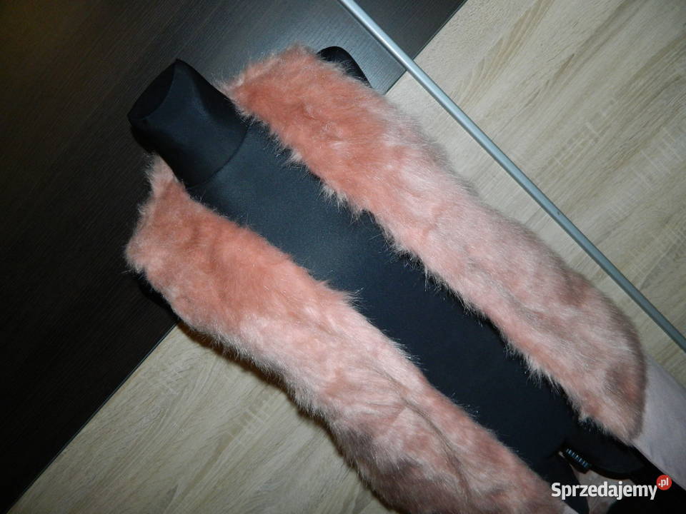 Missguided kamizelka płaszczyk futerko 3436 Inny rodzaj Trzebinia