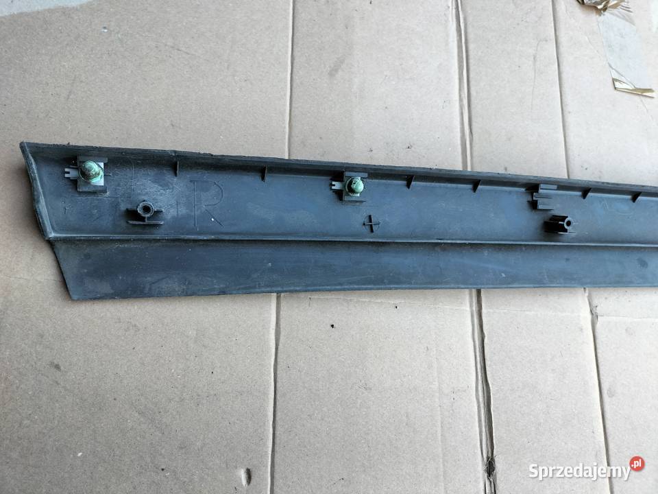 Listwa drzwi Volkswagen PASSAT B5 1999 3B0854940 Kamień-Kolonia sprzedam