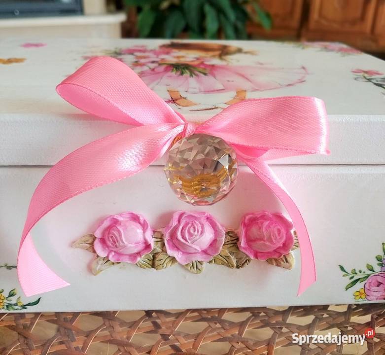 Skrzynka pudełko DZIEWCZYNKA decoupage 22x16 Szpetal Górny