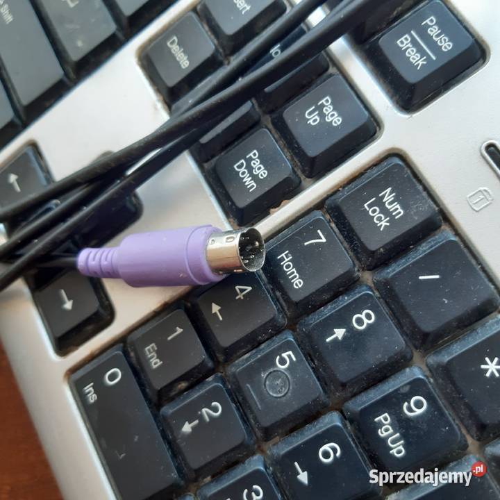 Klawiatura komputerowa używana z okrągłą wtyczką przewodowa mazowieckie Ostrołęka sprzedam