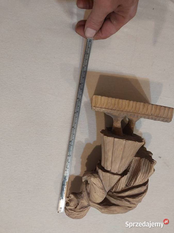 Figurki rzeźbione Baby Górne sprzedam