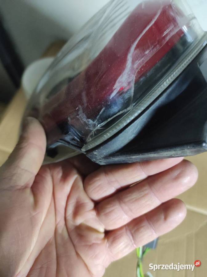 Lampa tył Nissan Juke I lift F15