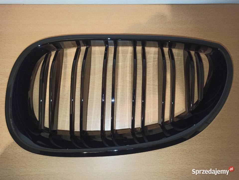 BMW E60 E61 czarny połysk nerki grill atrapa łódzkie sprzedam