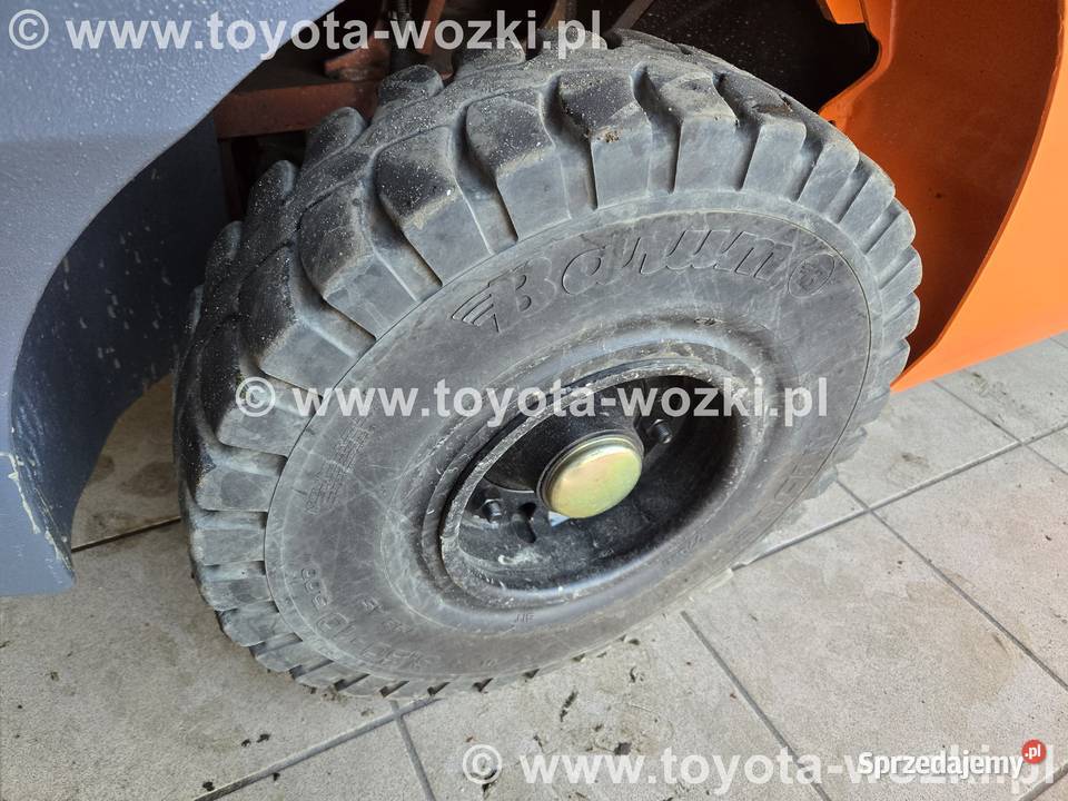 Wózek widłowy TOYOTA 8FDF30 maszt 4 m wolny skok Mysłowice