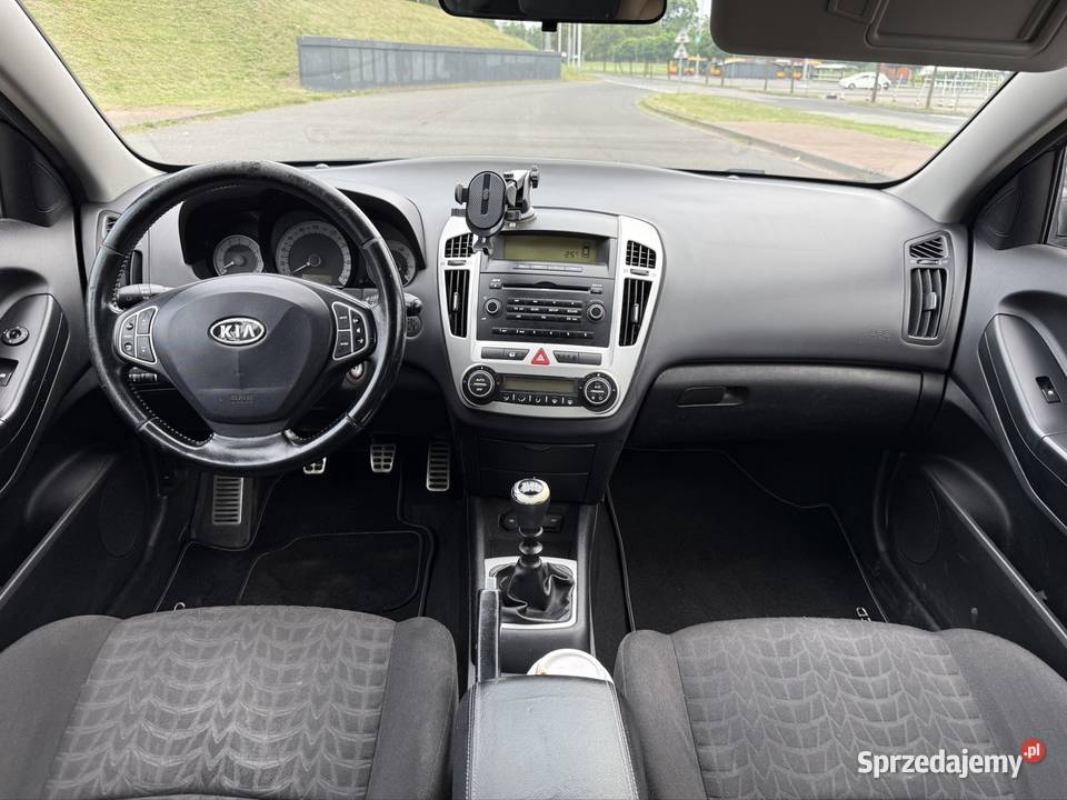 Kia Ceed 16 benzyna 2009r 232 klima sprawna łódzkie Łódź