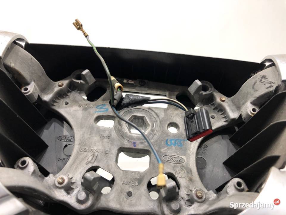 KIEROWNICA FORD KUGA I 3M513600BHW 0812 osobowe podkarpackie