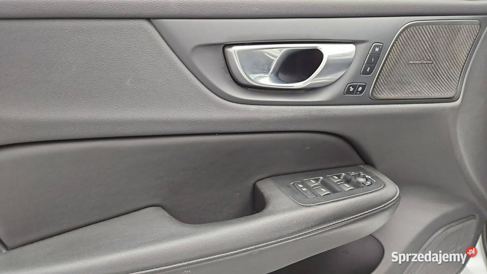 Volvo V60 B4 D Plus Dark aut Z Polskiego Salonu nieuszkodzony mazowieckie
