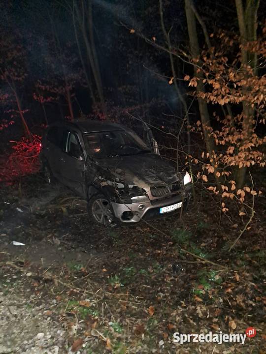 Sprzedam mocno poobijane BMW X5 E 70 X5 kujawsko-pomorskie Strzyżawa sprzedam
