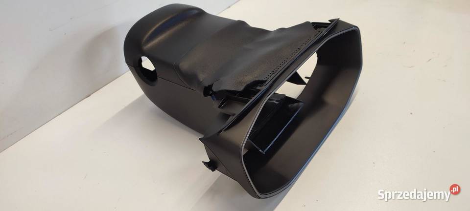 CUPRA FORMENTOR RAMKA LICZNIKA OSŁONA KOLUMNY osobowe