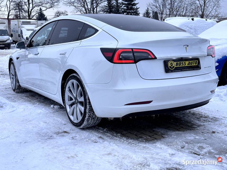 Tesla Model 3 2020 Warszawa