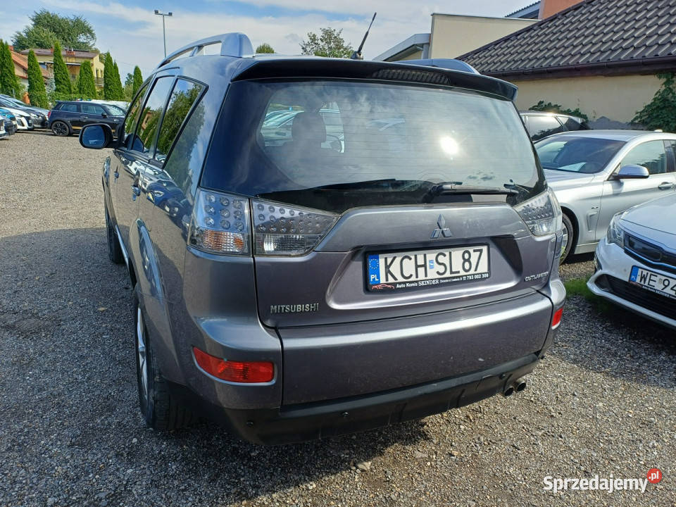 Mitsubishi Outlander 7 osóbBezwypadkowy