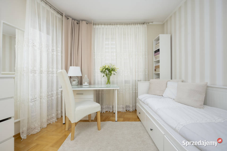 Sprzedam przestronne mieszkanie z klimatyzacją spółdzielcze własnościowe z KW